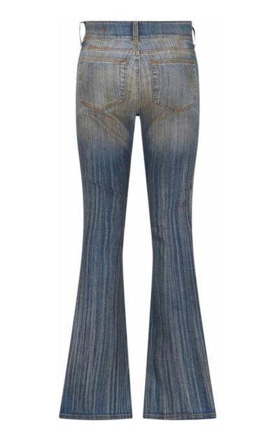 Stylische Schlagjeans für Frauen