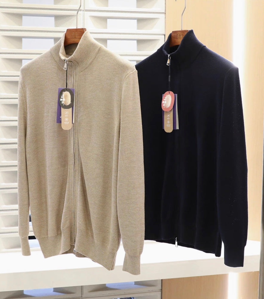 Feinstrickjacke aus hochwertigem Material für Herren
