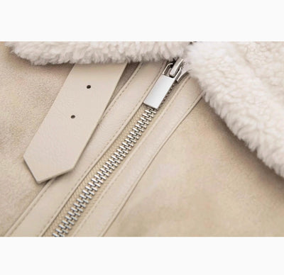 Beige Wildlederjacke mit Fellfutter für Frauen