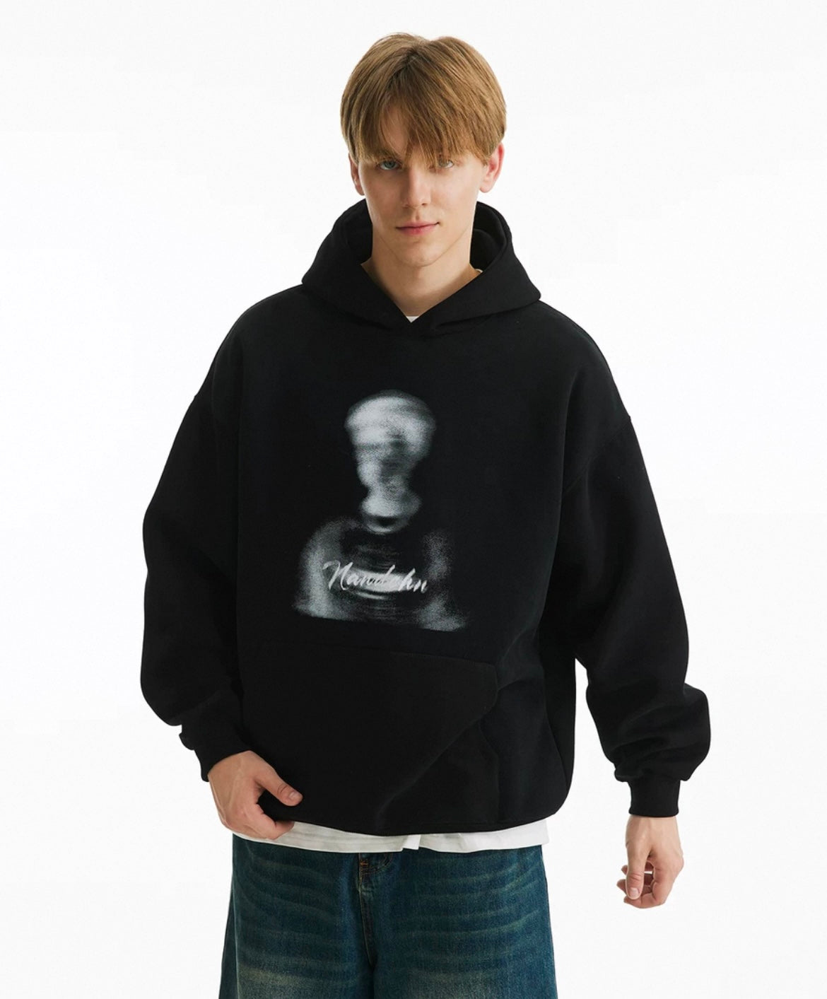 Oversize Kapuzenpullover  mit verblaßtem Motiv