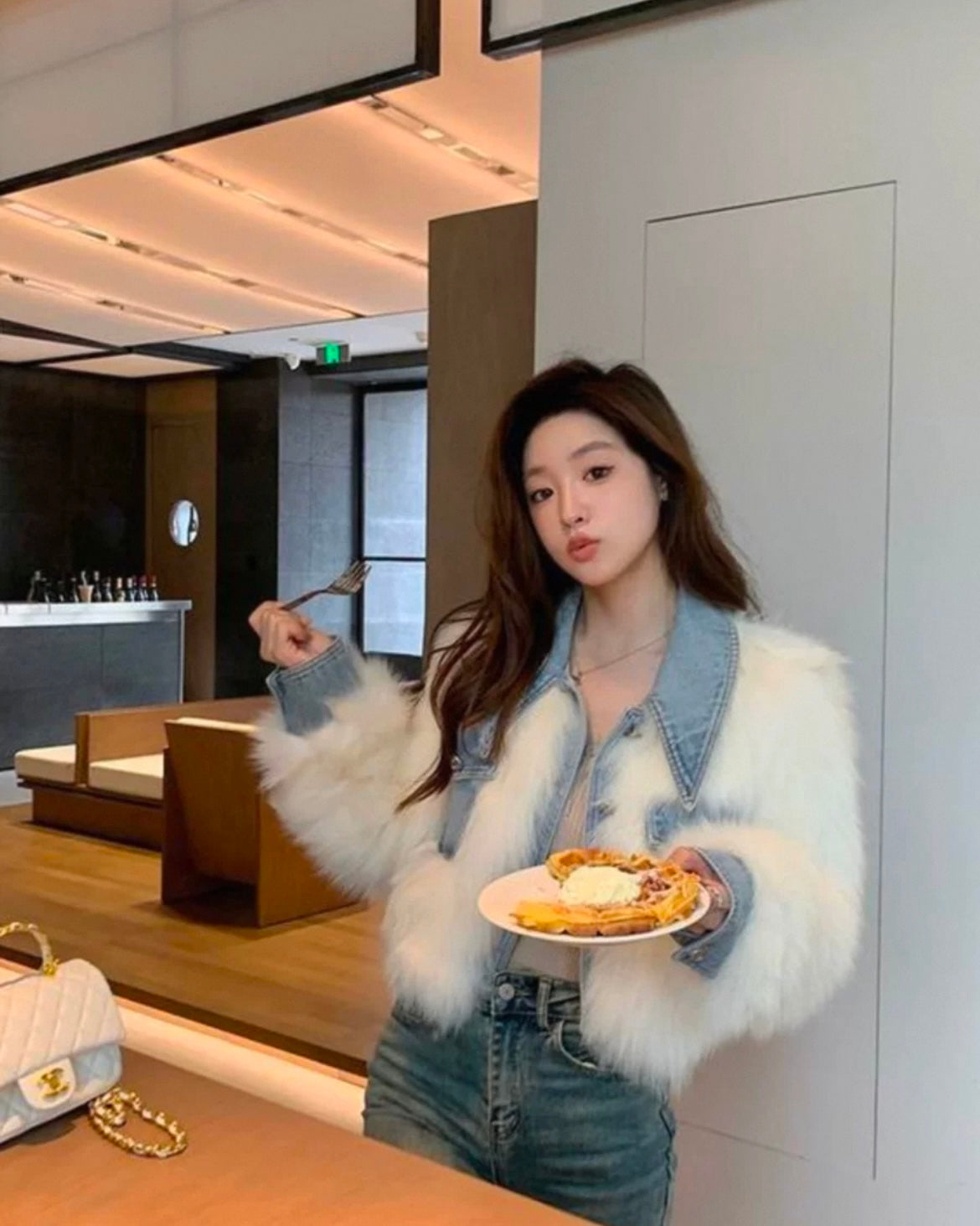 Stylische Gecroppte Denim- Fell Jacke für Frauen