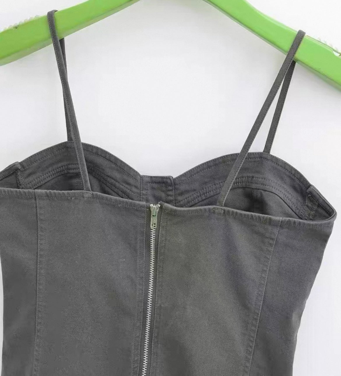 Denim Crop Top mit Schleifenmuster