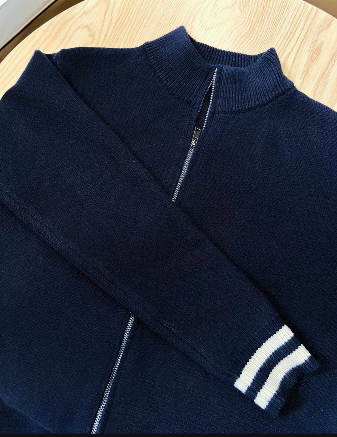 Strickjacke mit Reißverschluss und Stehkragenin Navy-Blau für Herren