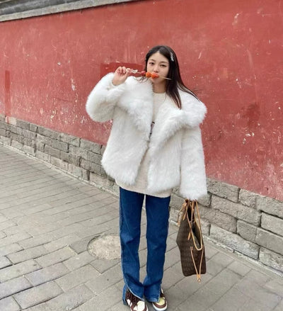 Virale Stylische Kurzfelljacke für Frauen