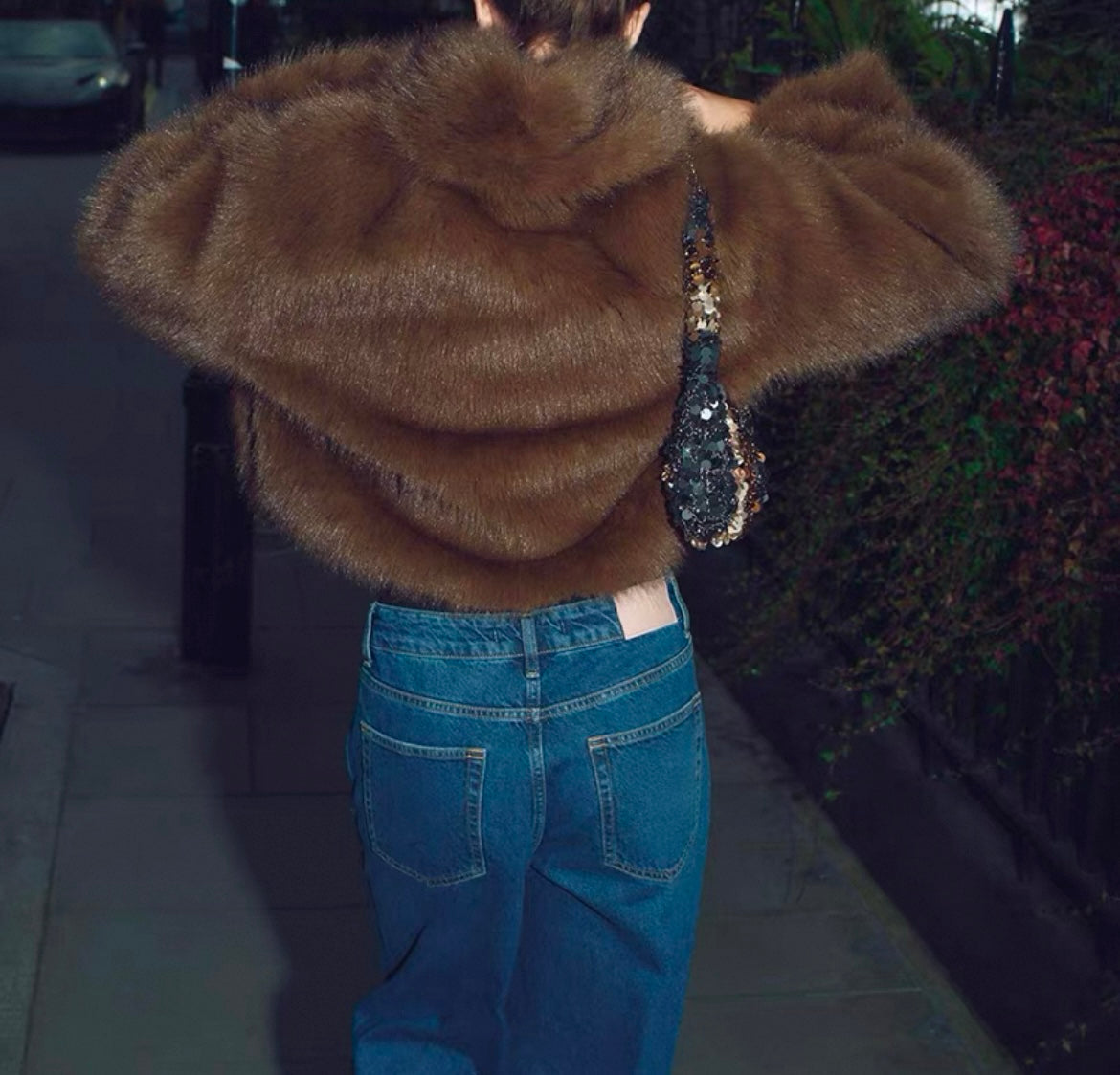 Kurzer viraler Pelzfellmantel für Frauen