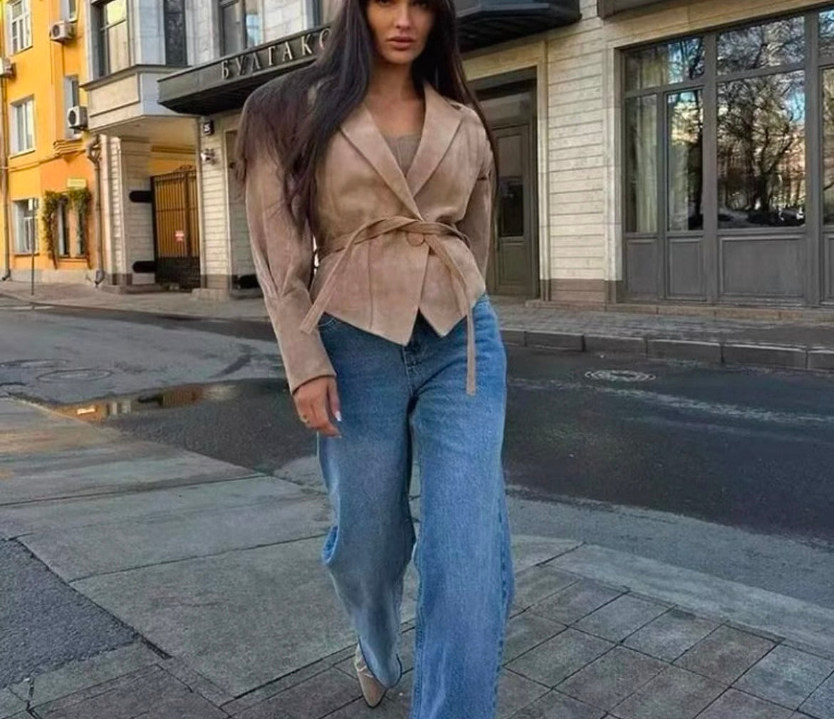 Stylisch Elegante Velourslederjacke aus für Frauen