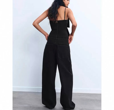 Bauchfreies Oberteil mit großer Schleife