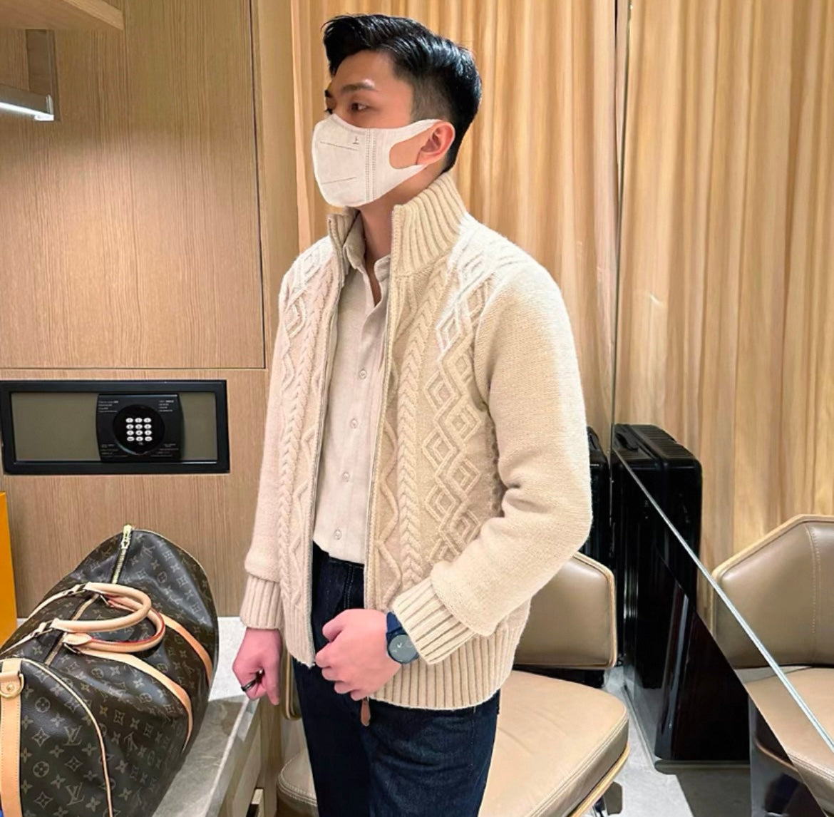 Dicke Strickjacke mit Zopfmuster und Reißverschluss für Herren