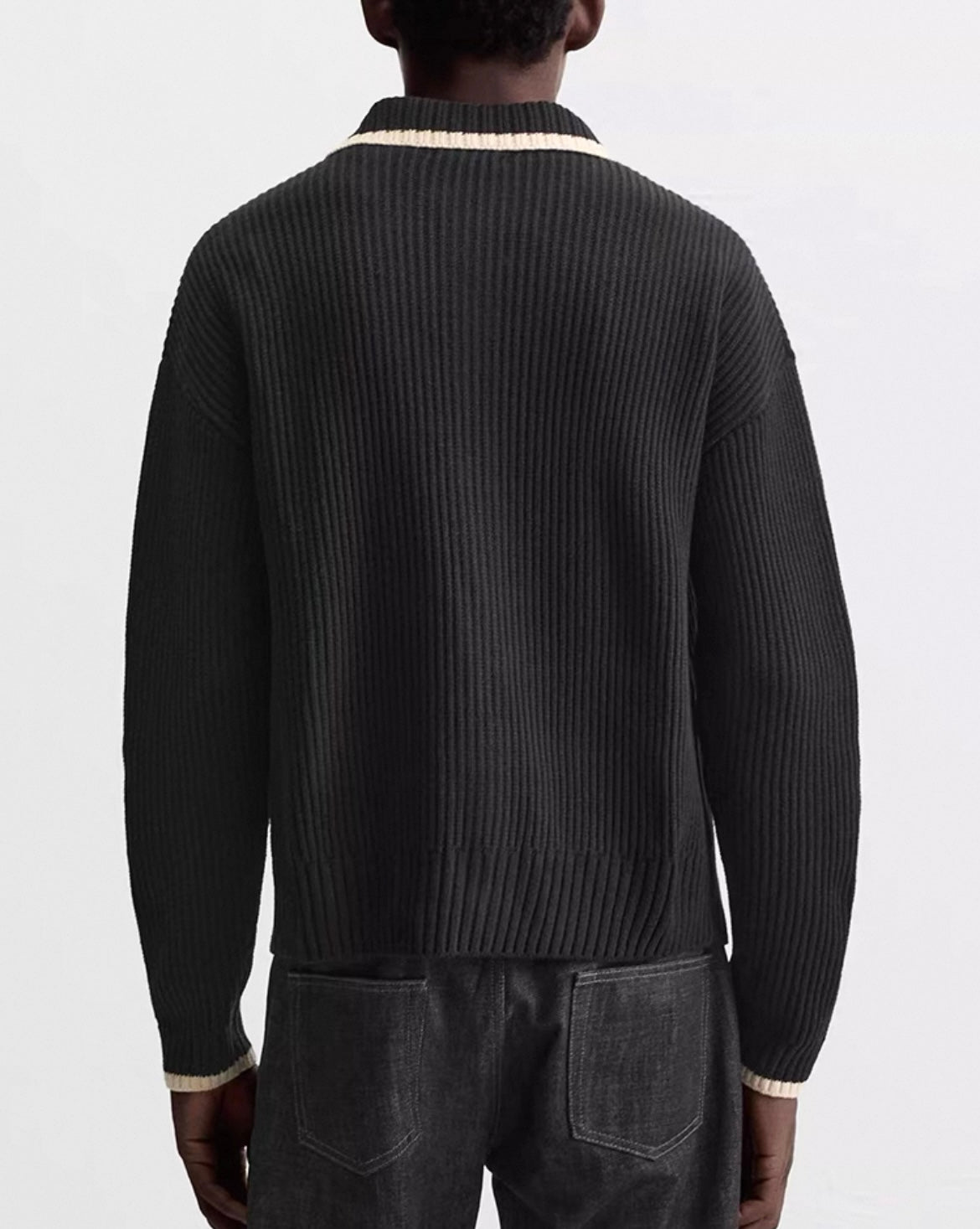 Schwarze elgante Strickjacke mit Rippenmuster und Reißverschluss für Herren