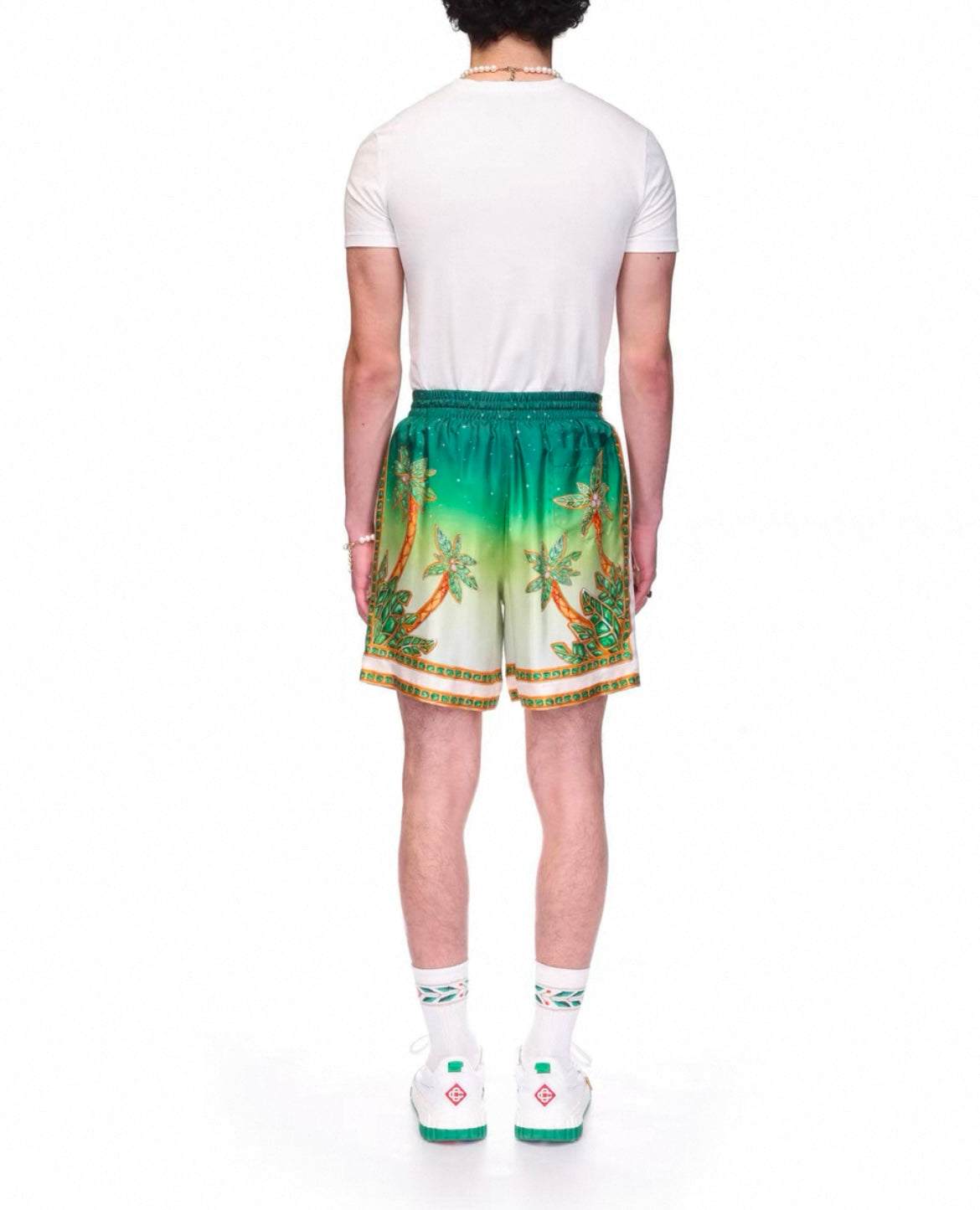 Sommerliche Seidenshorts für Herren mit Palmen Motiv
