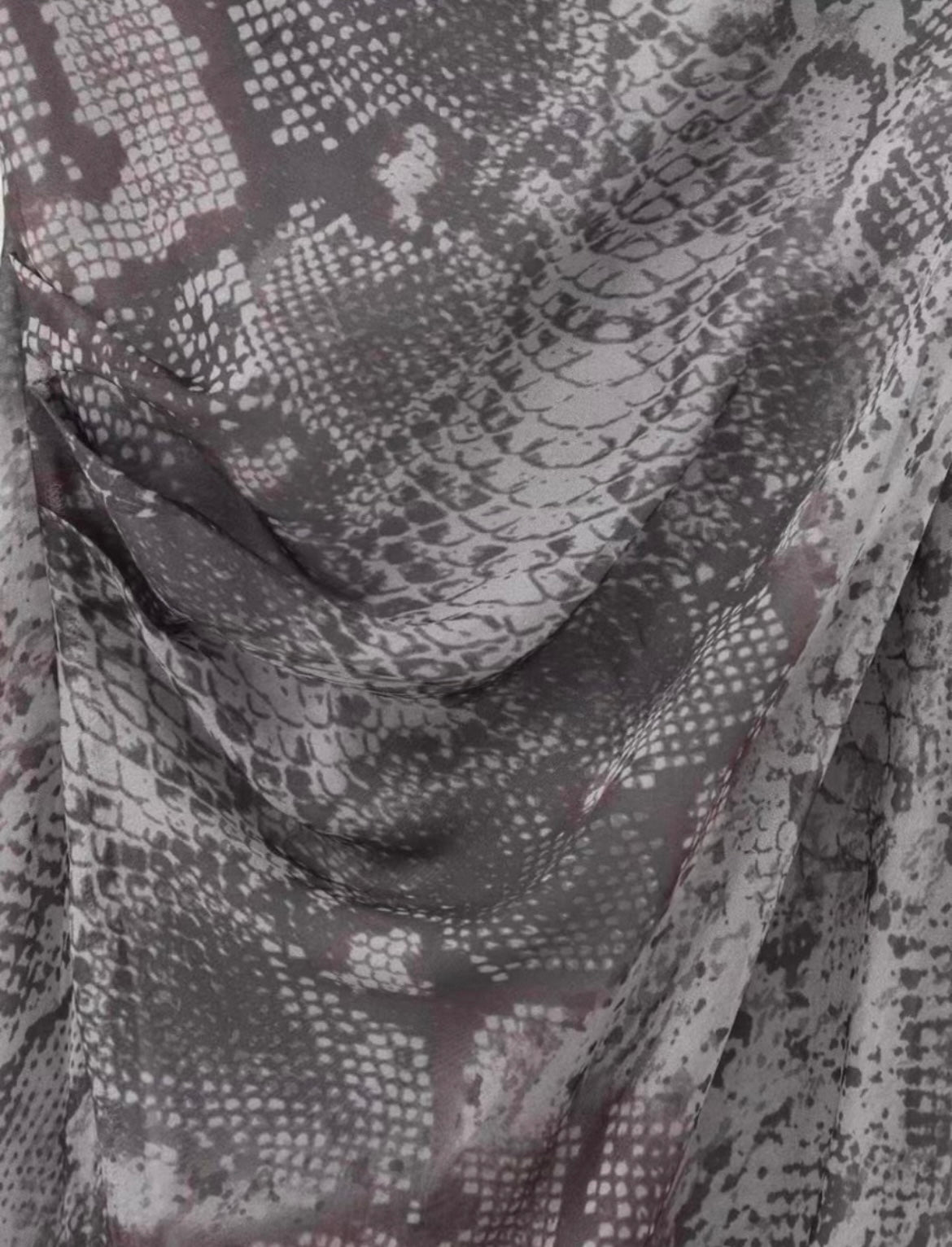 Dünnes Freizeitkleid mit Schlangen- Python Muster für Frauen